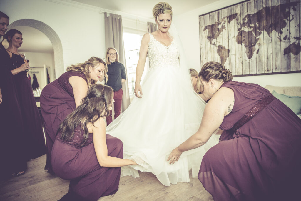 Getting Ready bei der Hochzeit fotografieren